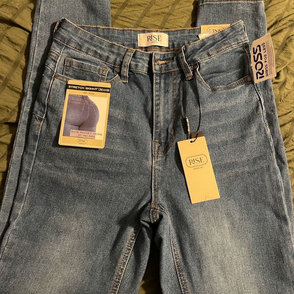 Ladies Stretch Skinny Jeans - Light Blue Denim